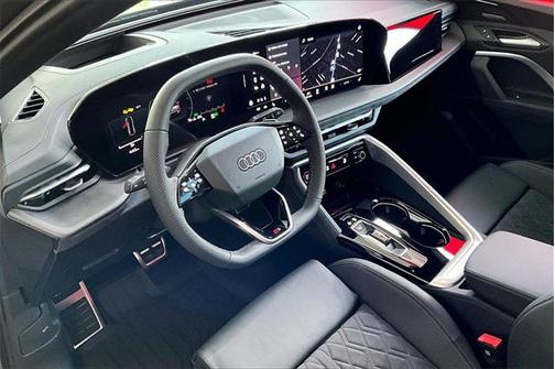 2025 Audi SQ5 3.0T Premium Plus
