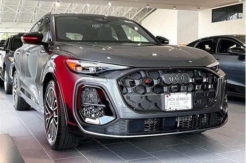 2025 Audi SQ5 3.0T Premium Plus