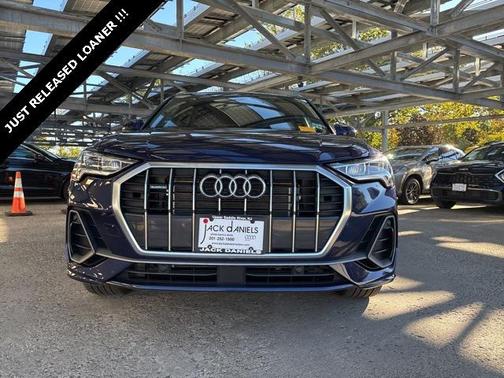 2024 Audi Q3 Premium 45 TFSI S line quattro Tiptronic