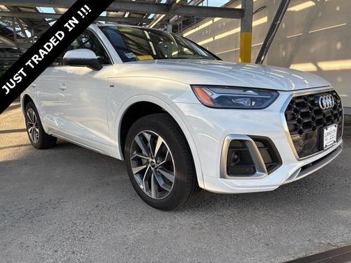 2023 Audi Q5 45 S line Premium Plus