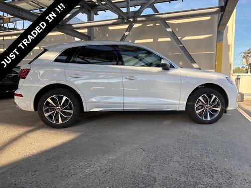 2023 Audi Q5 45 S line Premium Plus