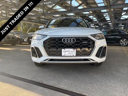 2023 Audi Q5 45 S line Premium Plus