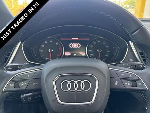 2023 Audi Q5 45 S line Premium