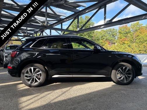 2023 Audi Q5 45 S line Premium