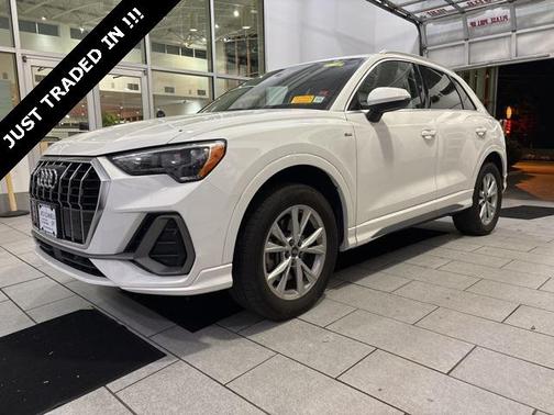 2021 Audi Q3 45 S line Premium