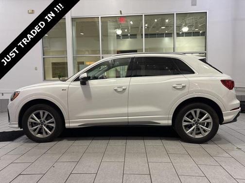 2021 Audi Q3 45 S line Premium
