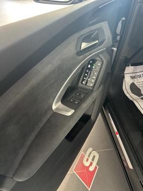 2025 Audi SQ5 3.0T Premium Plus