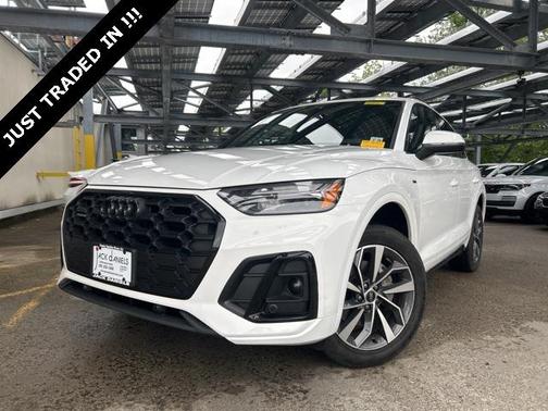 2024 Audi Q5 45 S line Premium