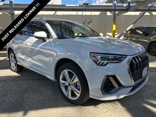 2024 Audi Q3 Premium Plus 45 TFSI S line quattro Tiptronic