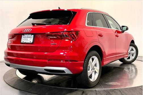 2022 Audi Q3 40 Premium Plus