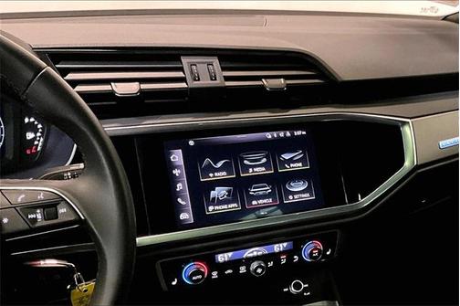 2022 Audi Q3 40 Premium Plus