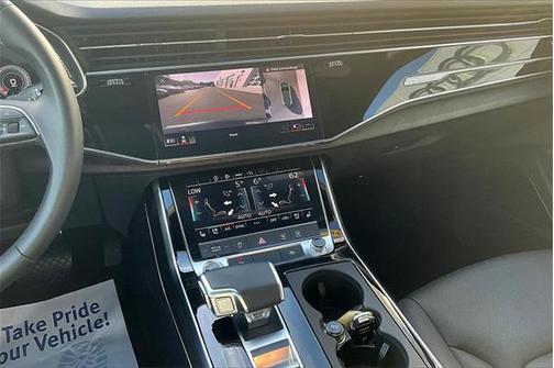 2022 Audi Q7 45 Premium Plus