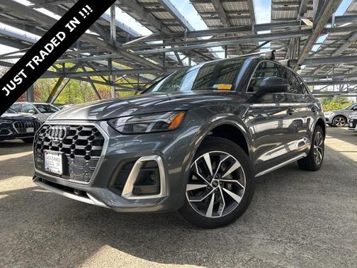 2022 Audi Q5 45 S line Premium Plus
