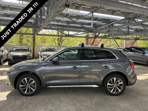 2022 Audi Q5 45 S line Premium Plus