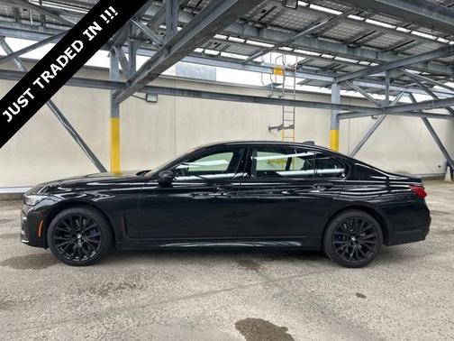 2021 BMW 750 i xDrive