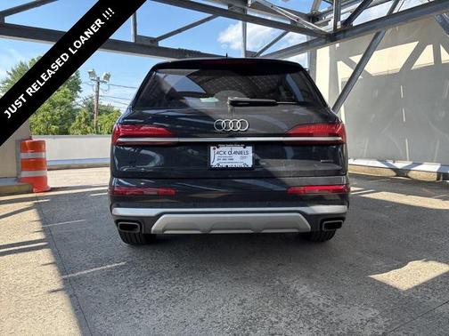 2025 Audi Q7 45 Premium