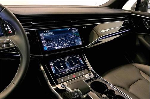 2025 Audi Q7 45 Premium