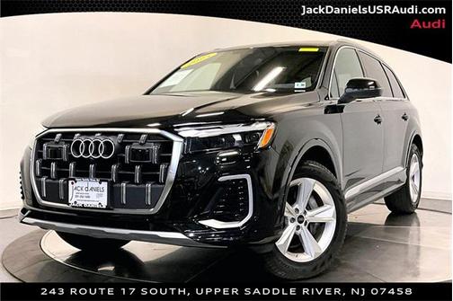 2025 Audi Q7 45 Premium