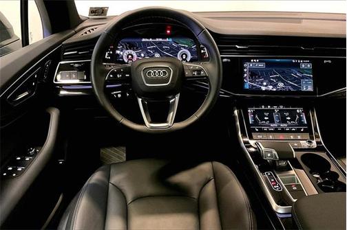 2025 Audi Q7 45 Premium