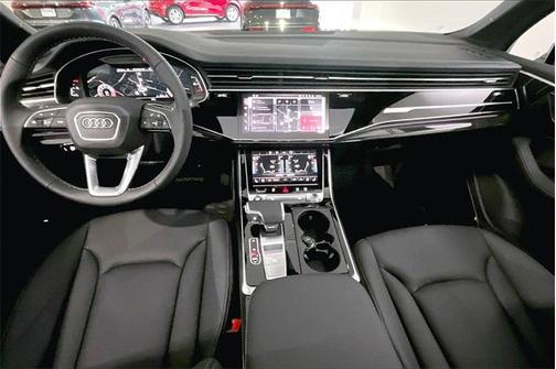 2025 Audi Q7 55 Premium Plus