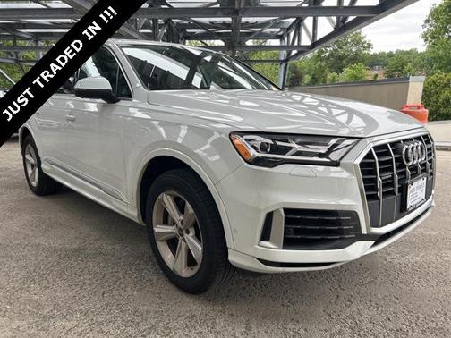 2022 Audi Q7 55 Premium