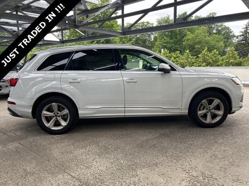2022 Audi Q7 55 Premium