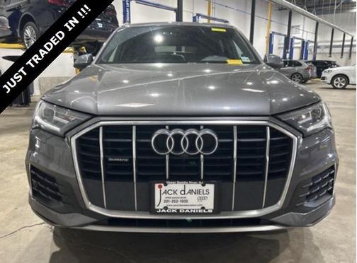 2021 Audi Q7 45 Premium Plus