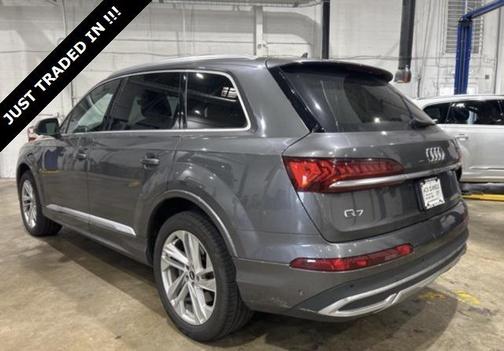 2021 Audi Q7 45 Premium Plus