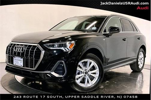 2025 Audi Q3 Premium 45 TFSI S line quattro Tiptronic