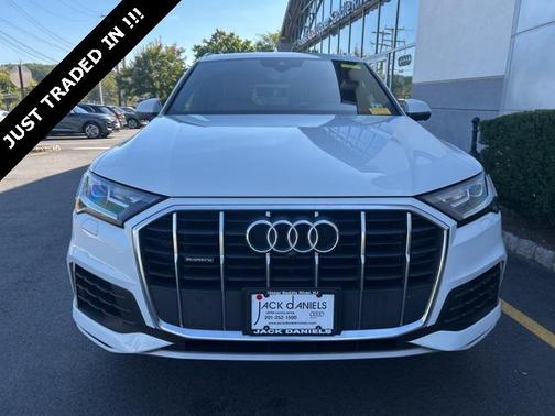 2021 Audi Q7 45 Premium