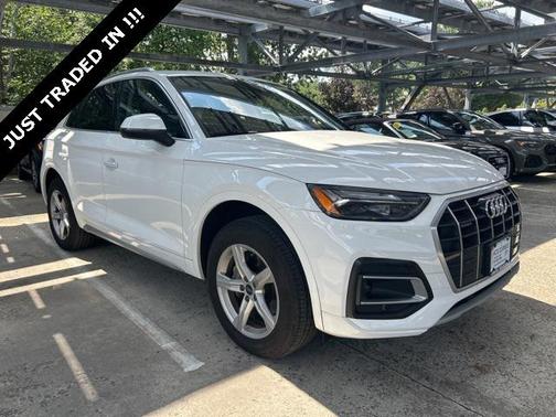 2023 Audi Q5 40 Premium