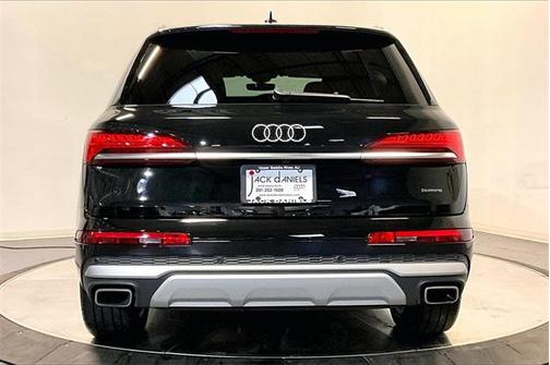 2025 Audi Q7 45 Premium