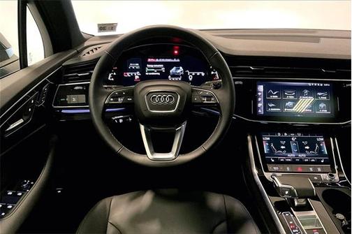 2025 Audi Q7 45 Premium