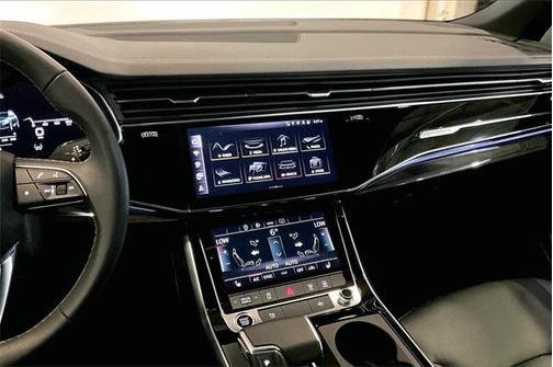2025 Audi Q7 45 Premium
