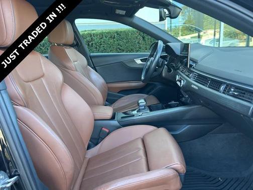 2023 Audi A4 45 S line Premium