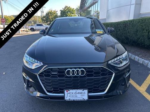2023 Audi A4 45 S line Premium