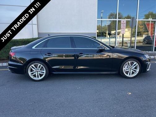 2023 Audi A4 45 S line Premium
