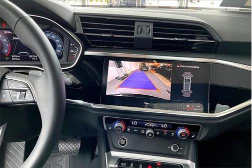 2025 Audi Q3 Premium 45 TFSI S line quattro Tiptronic