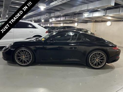 2017 Porsche 911 Carrera