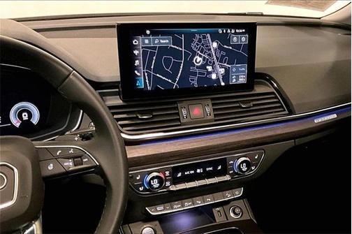 2022 Audi Q5 45 S line Prestige