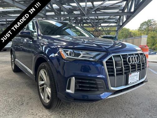 2022 Audi Q7 55 Premium Plus