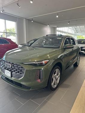 2025 Audi Q5 Premium Plus