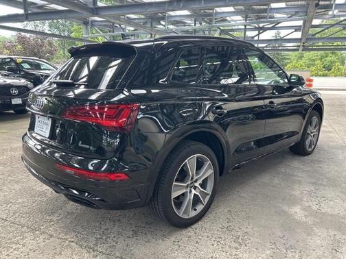 2025 Audi Q5 45 S line Premium