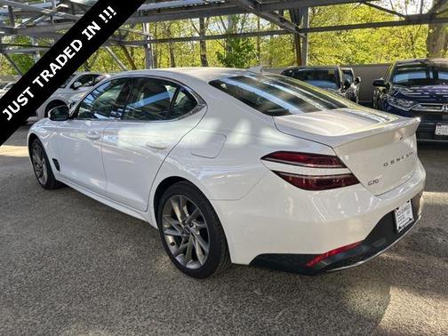2022 Genesis G70 2.0T AWD
