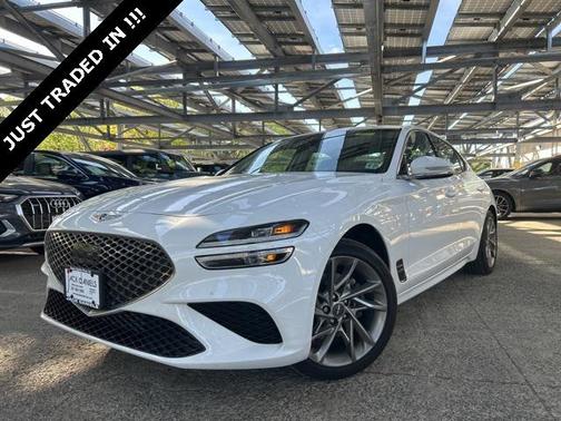 2022 Genesis G70 2.0T AWD