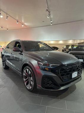 2025 Audi Q8 55 Prestige