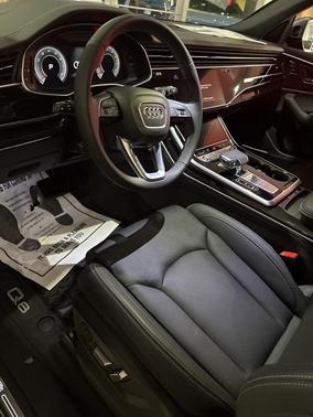 2025 Audi Q8 55 Prestige