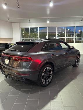 2025 Audi Q8 55 Prestige