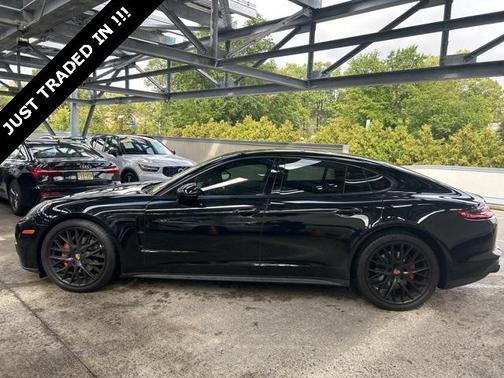 2019 Porsche Panamera 4