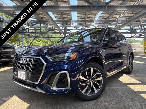 2022 Audi Q5 45 S line Premium